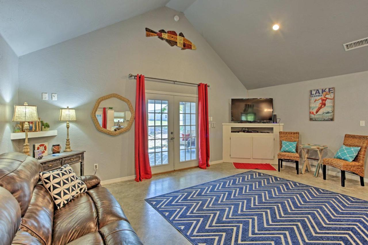 Modern Retreat With Gas Grill - Walk To Lake Texoma! Kingston Exteriör bild