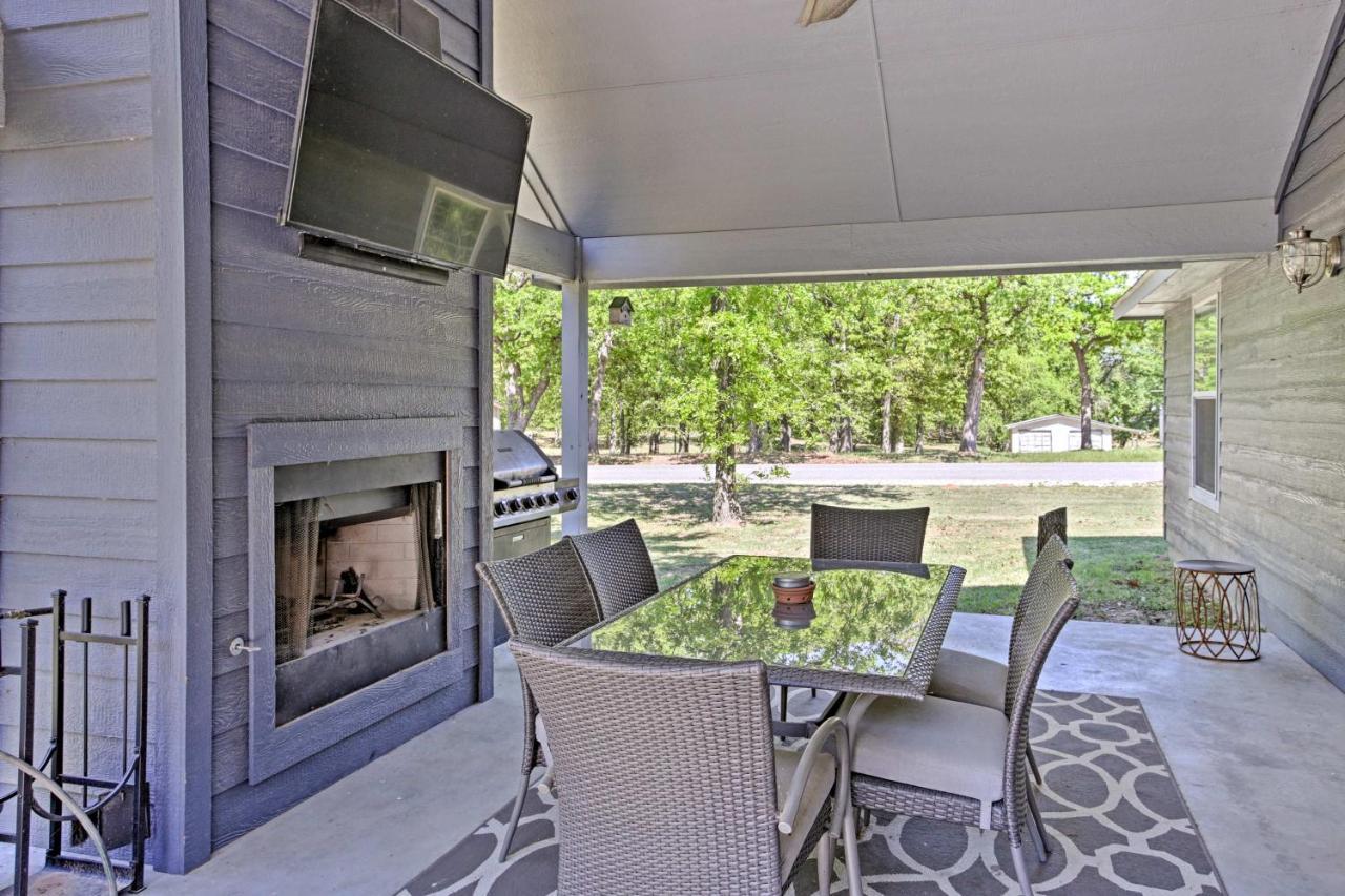 Modern Retreat With Gas Grill - Walk To Lake Texoma! Kingston Exteriör bild
